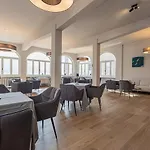 Lvg Collection - Il Portico Hotell
