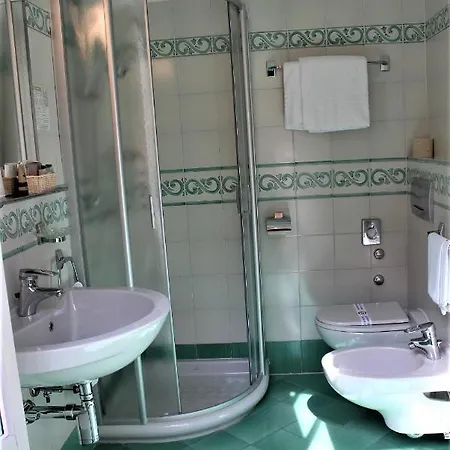 Hotel Lvg Collection - Il Portico Cannobio