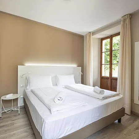 Lvg Collection - Il Portico 3*