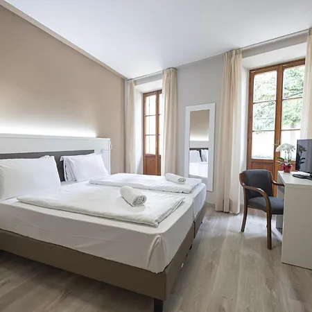 Hotel Lvg Collection - Il Portico 3*