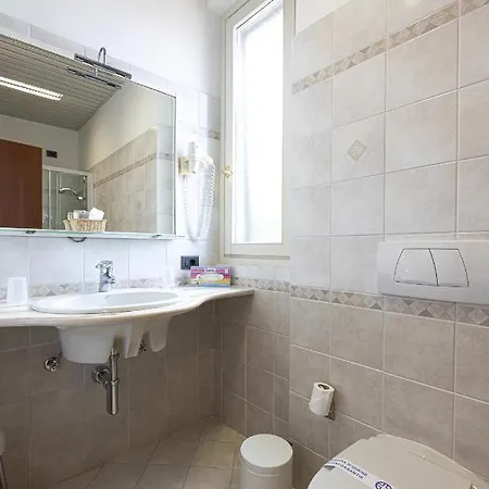 Hotel Lvg Collection - Il Portico 3*