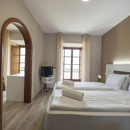 Hotel Lvg Collection - Il Portico 3*