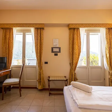 Hotel Lvg Collection - Il Portico 3*