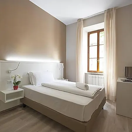 Lvg Collection - Il Portico Hotel