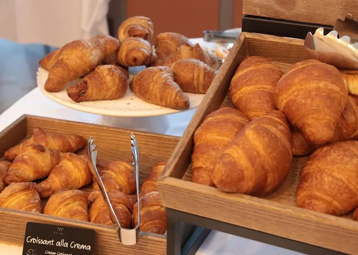 Lvg Collection - Il Portico فندق كانوبيو